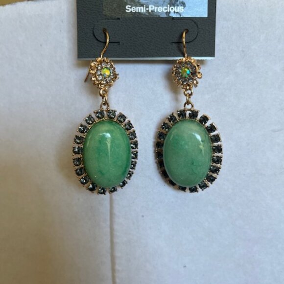 Express semi-precious stone drop earrings. - Picture 3 of 3